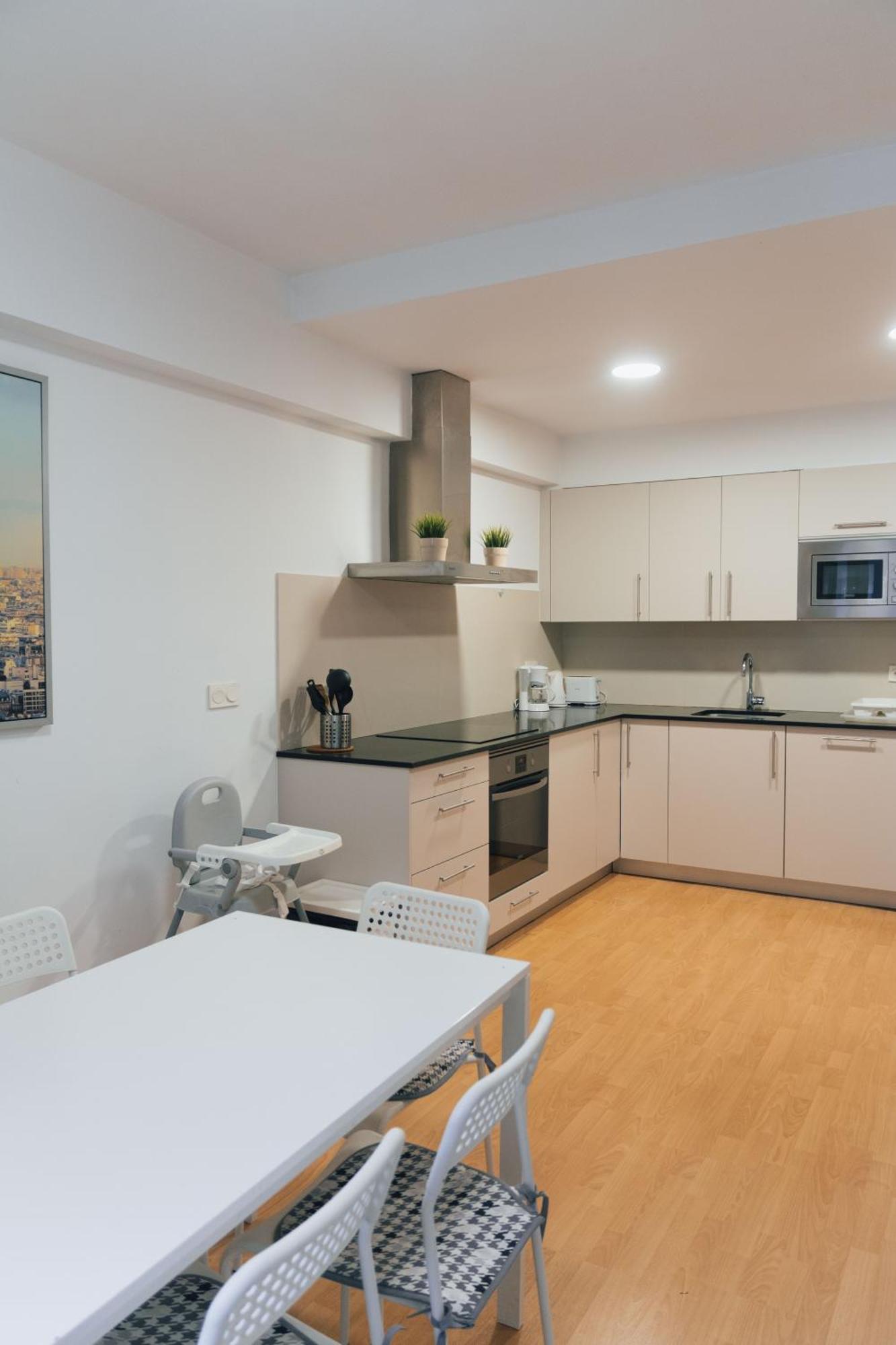 Apartamento Familiar Reformado En Amara, Estadio Anoeta, Donostia-ซานเซบาสเตียน ภายนอก รูปภาพ